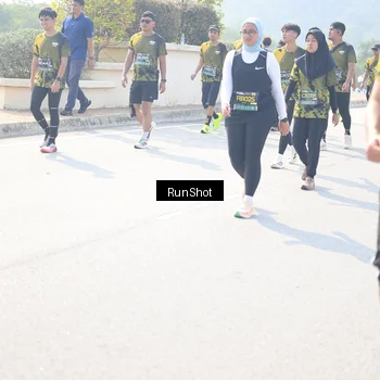 Runner Photo 6936998
