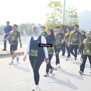 Runner Photo 6937009
