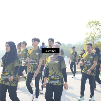 Runner Photo 6937025