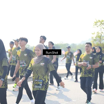 Runner Photo 6937027