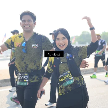 Runner Photo 6937051