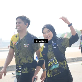 Runner Photo 6937055