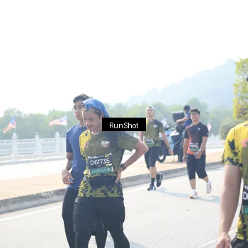 Runner Photo 6937062