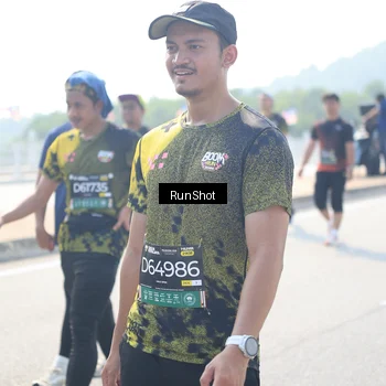 Runner Photo 6937071