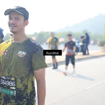Runner Photo 6937072