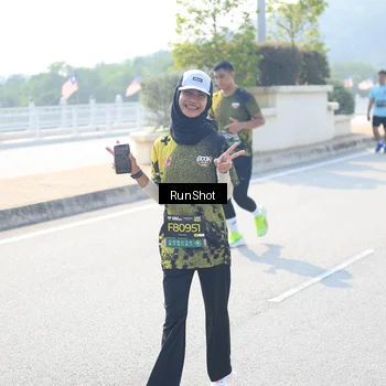 Runner Photo 6937113