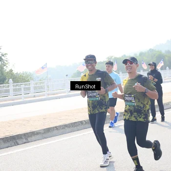 Runner Photo 6937116