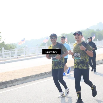 Runner Photo 6937122
