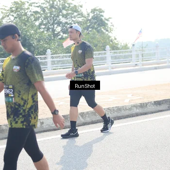 Runner Photo 6937124