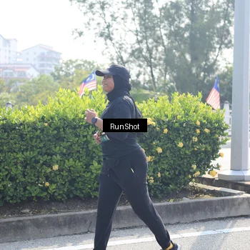 Runner Photo 6937148