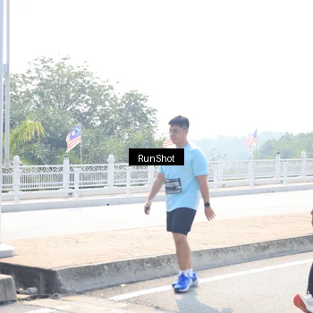 Runner Photo 6937152