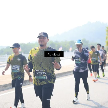 Runner Photo 6937154