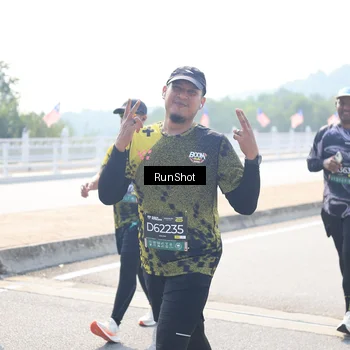 Runner Photo 6937159