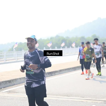 Runner Photo 6937163