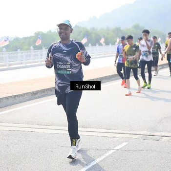 Runner Photo 6937164