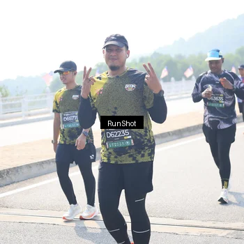 Runner Photo 6937168