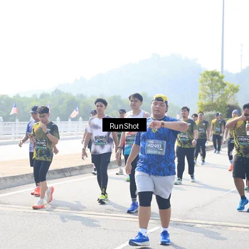 Runner Photo 6937180