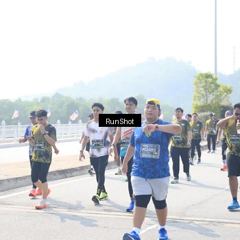 Runner Photo 6937181