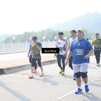 Runner Photo 6937184