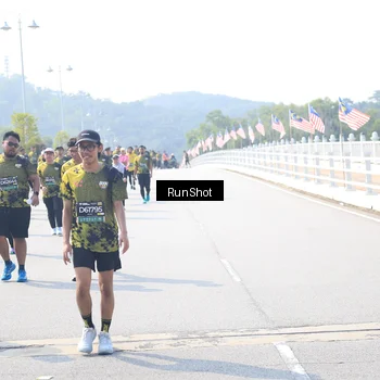 Runner Photo 6937195