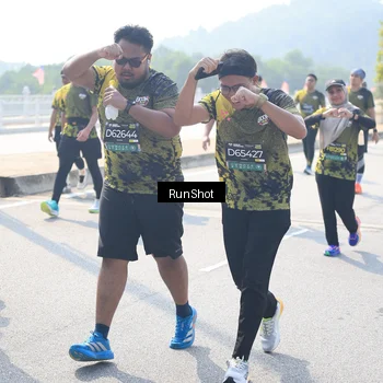 Runner Photo 6937197