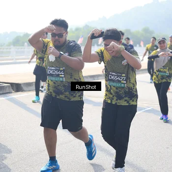 Runner Photo 6937201