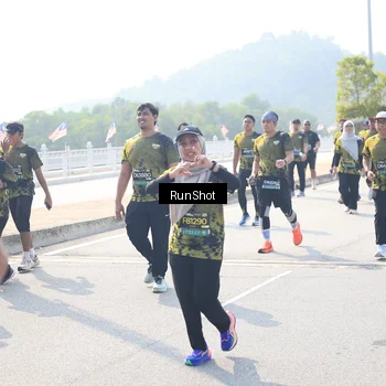 Runner Photo 6937204
