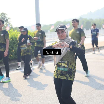 Runner Photo 6937210