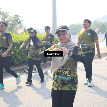 Runner Photo 6937215
