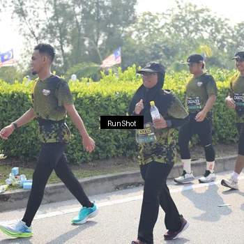 Runner Photo 6937228