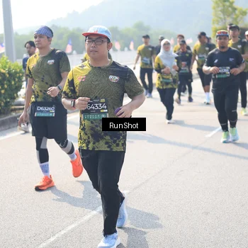 Runner Photo 6937232