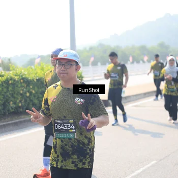 Runner Photo 6937237
