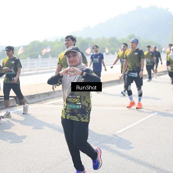 Runner Photo 6937239