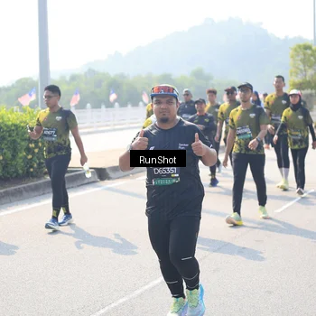 Runner Photo 6937244