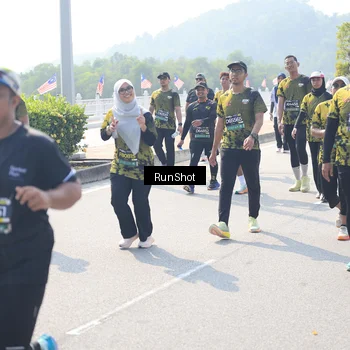 Runner Photo 6937252