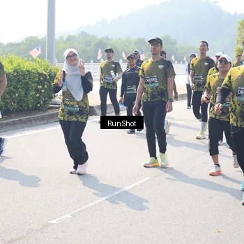 Runner Photo 6937254