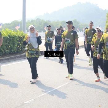 Runner Photo 6937255