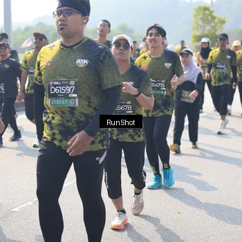 Runner Photo 6937270