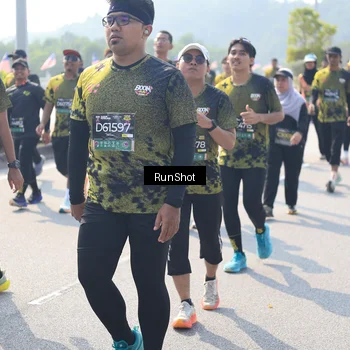 Runner Photo 6937272