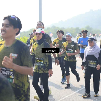 Runner Photo 6937281