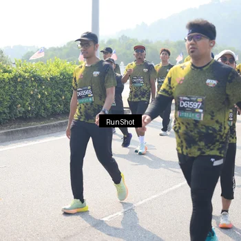 Runner Photo 6937294
