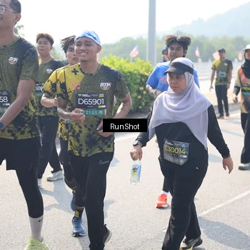 Runner Photo 6937296