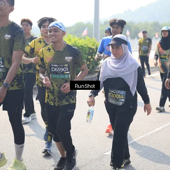 Runner Photo 6937297