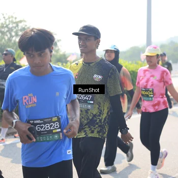 Runner Photo 6937311
