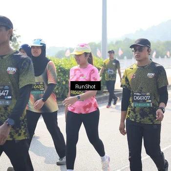 Runner Photo 6937315