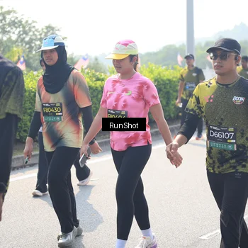 Runner Photo 6937316