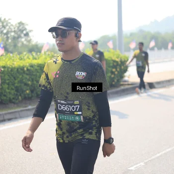 Runner Photo 6937323