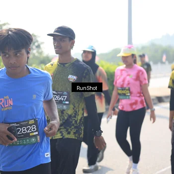 Runner Photo 6937338