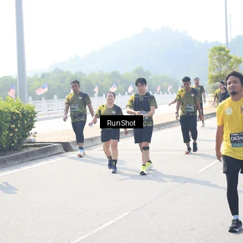 Runner Photo 6937342