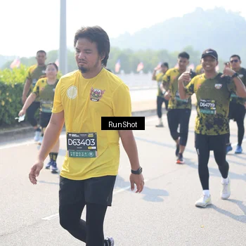Runner Photo 6937357
